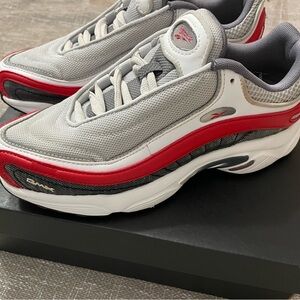 Reebok DMX size 5.5 womens shoes